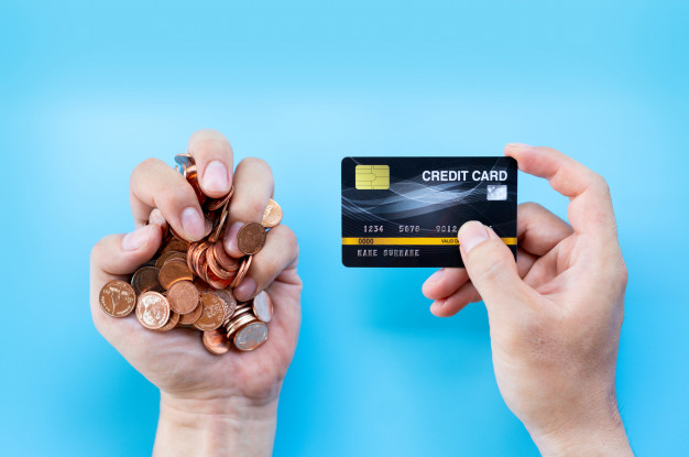 Compare Credit Cards in UAE